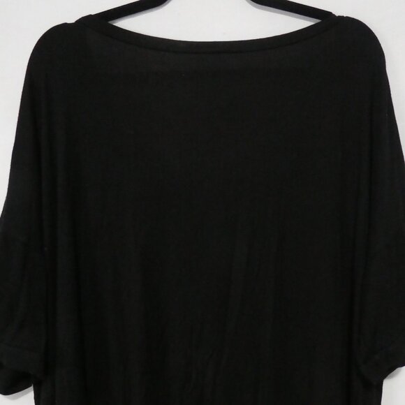 Unbranded | P2P 24 inches | Black U-Neck Top With Sequined Pocket - Picture 10 of 13